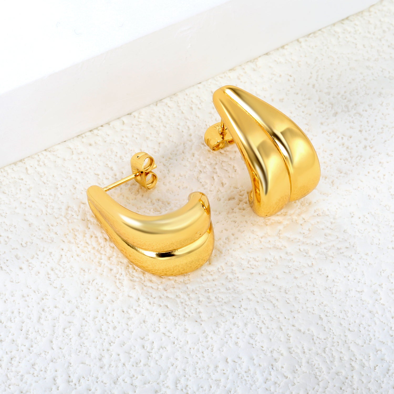 Royal Charm Earrings