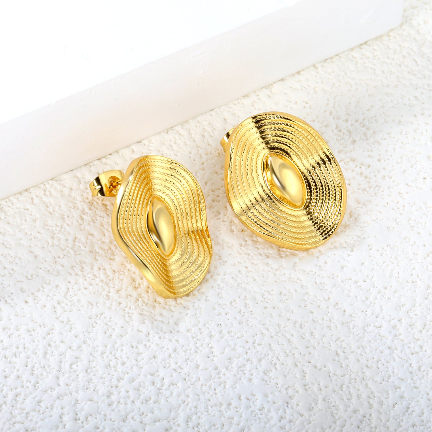 Lovely Sparkle Earrings
