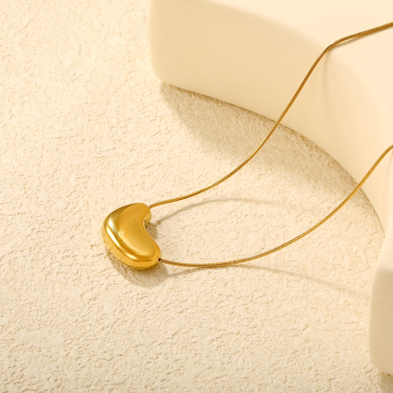 Pearl of Gold Chain